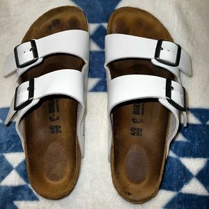 Women’s Arizona Birkenstocks